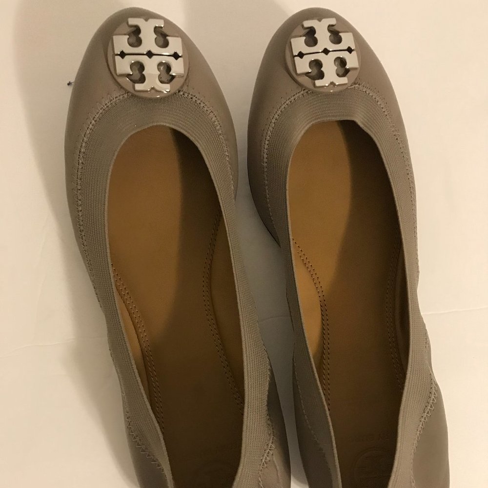 Tory Burch "Caroline 2 Ballet" Flats in grey